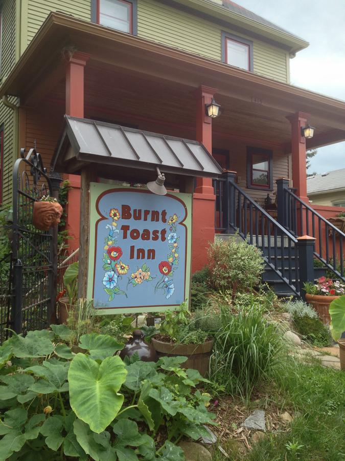 Burnt Toast Inn Ann Arbor Exterior photo